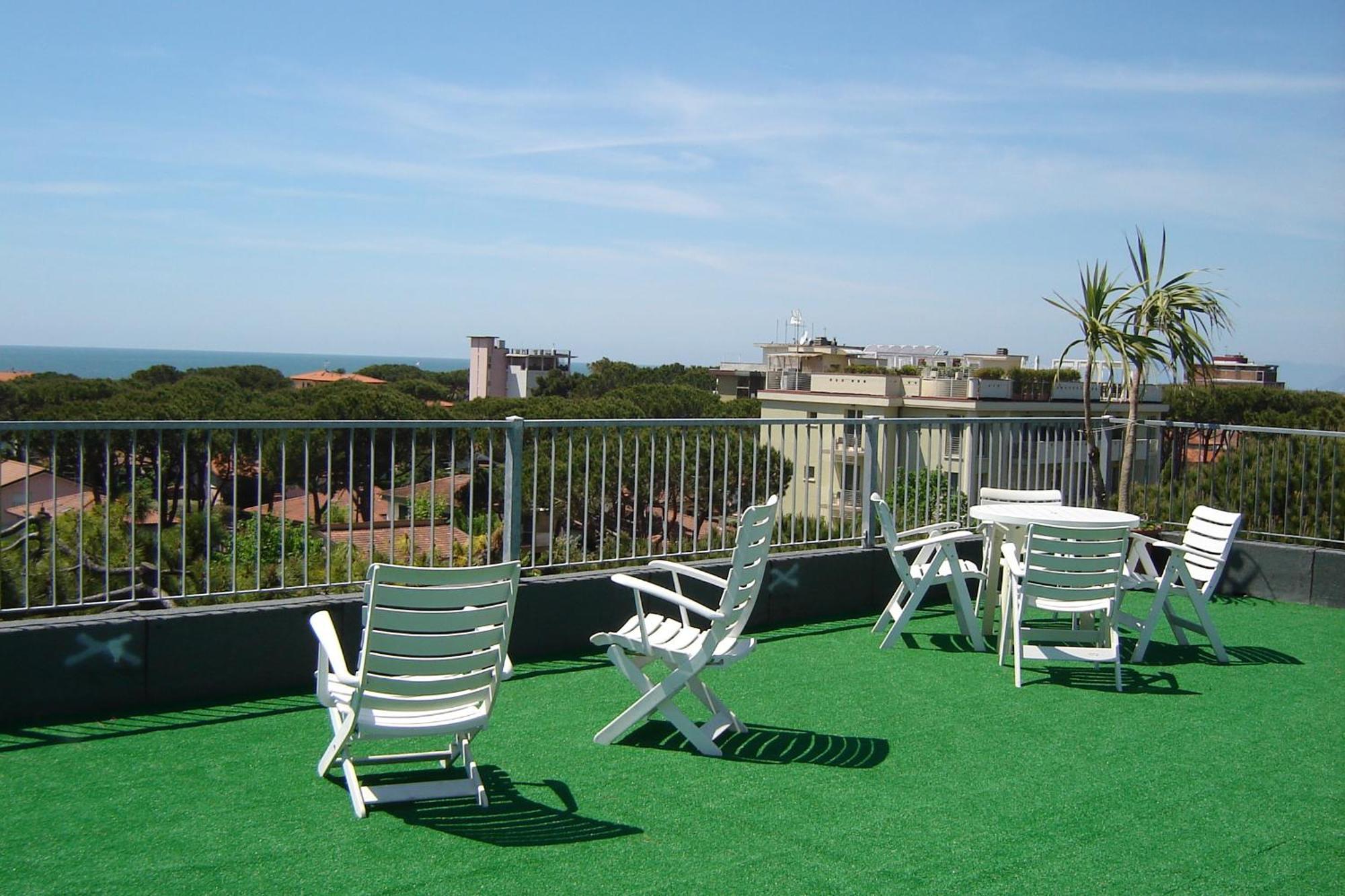 Hotel Mediterraneo Marina di Pietrasanta Εξωτερικό φωτογραφία