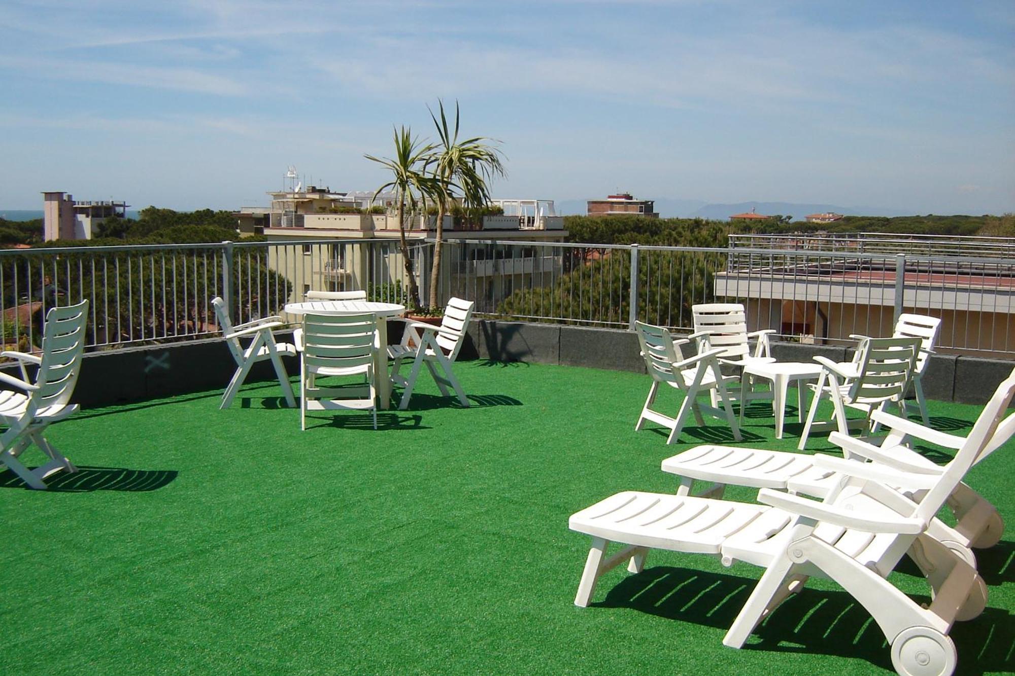 Hotel Mediterraneo Marina di Pietrasanta Εξωτερικό φωτογραφία