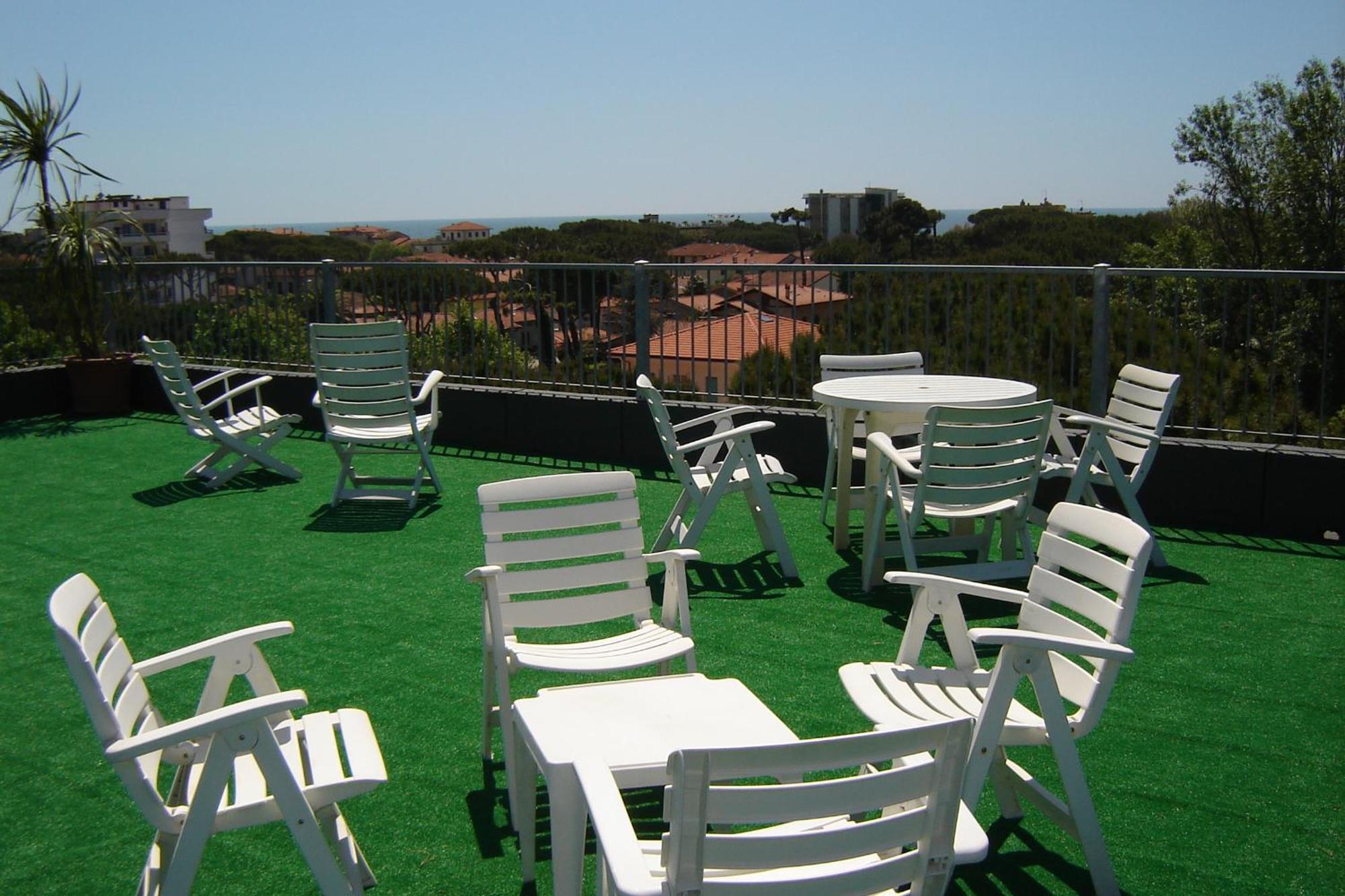 Hotel Mediterraneo Marina di Pietrasanta Εξωτερικό φωτογραφία