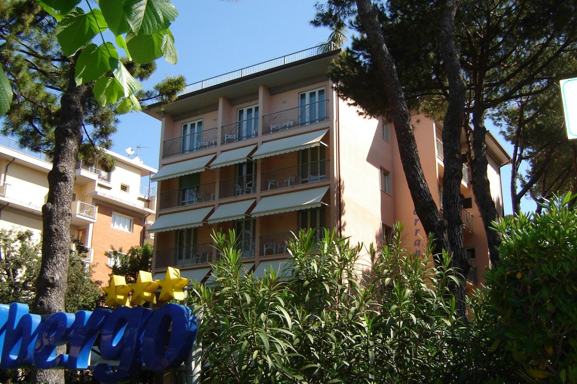 Hotel Mediterraneo Marina di Pietrasanta Εξωτερικό φωτογραφία